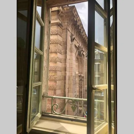 Apartment Beauneappart - Centre- Climatisation - Parking Gratuit *