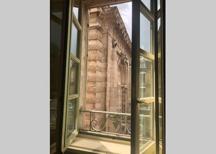 Apartment Beauneappart - Centre- Climatisation - Parking Gratuit *