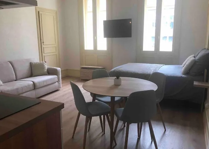 Beauneappart - Centre- Climatisation - Parking Gratuit * Beaune (Cote d'Or)